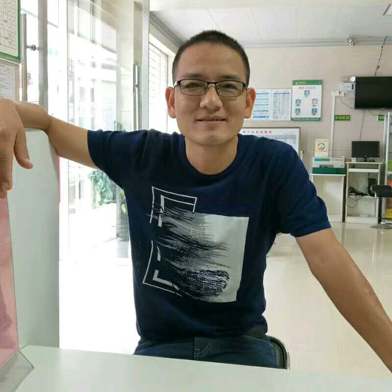 人生就像高尔夫的第一张照片--柳州相亲服务中心