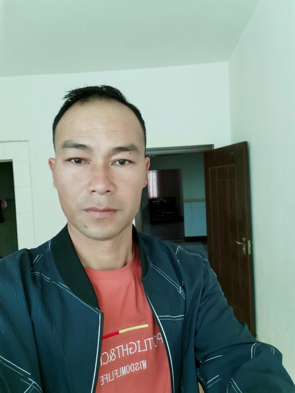 昊宇的第一张照片--柳州相亲服务中心