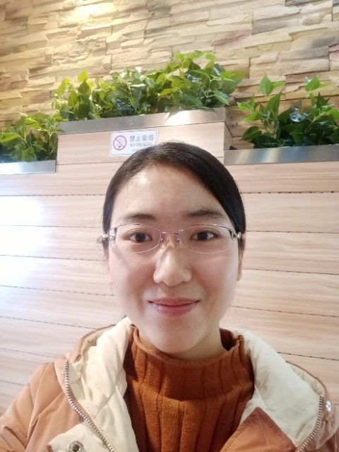 品性内外兼优教育人的第四张照片--柳州相亲服务中心