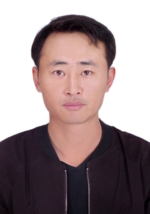 淡漠痕的第二张照片--柳州相亲服务中心
