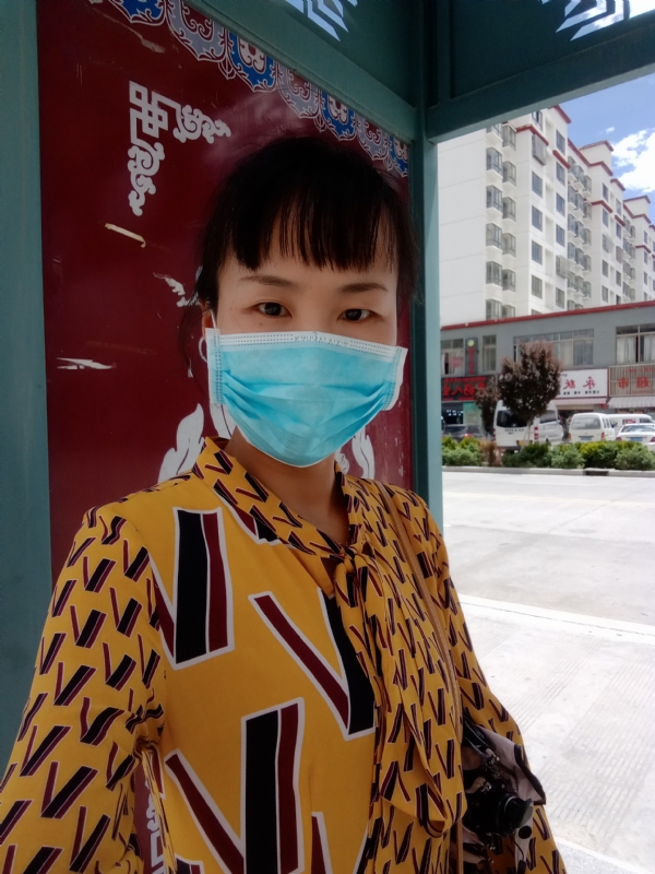 月儿的第二张照片--柳州相亲服务中心