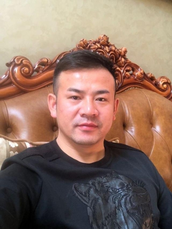 治国的第一张照片--柳州相亲服务中心