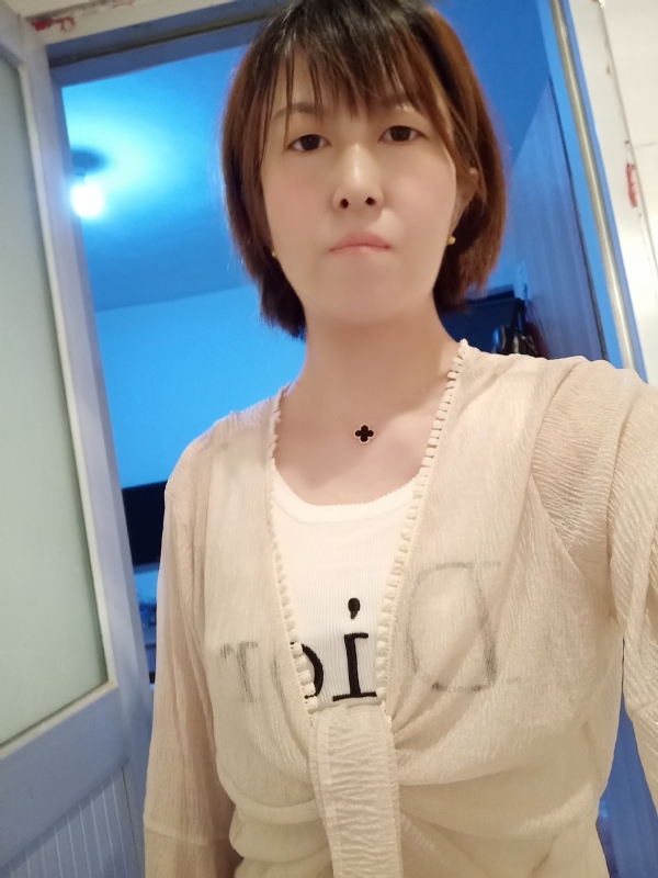 芬儿的第三张照片--柳州相亲服务中心
