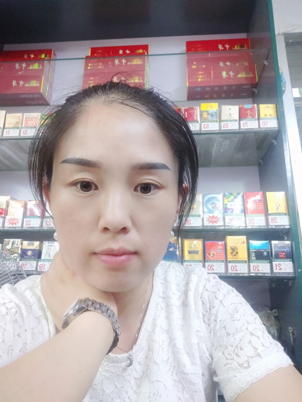 睿智的第二张照片--柳州相亲服务中心