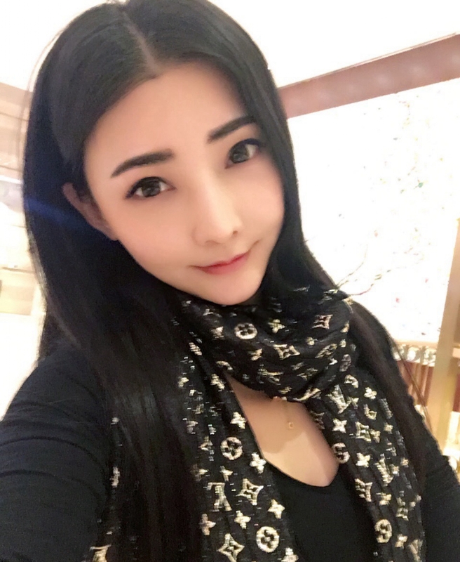 詩詩的第一张照片--柳州相亲服务中心