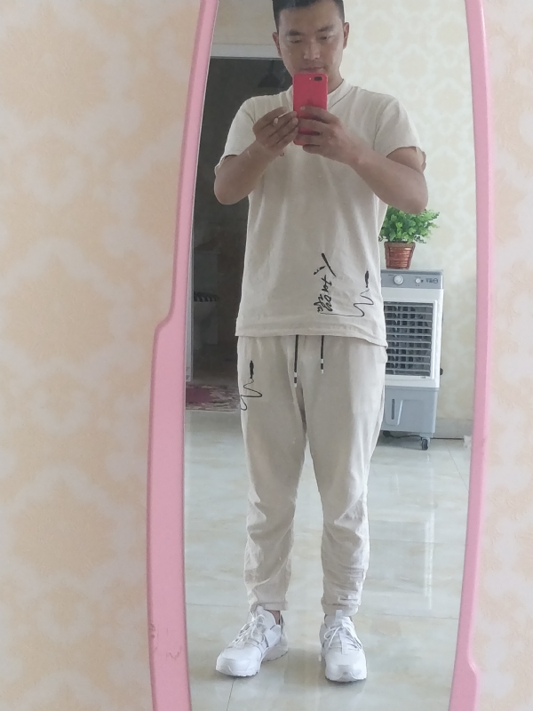 一天一根烟的第二张照片--柳州相亲服务中心