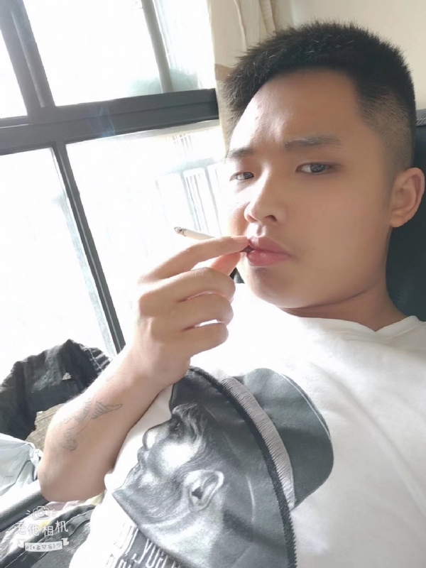 比比曾_的第三张照片--柳州相亲服务中心