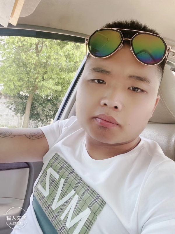 比比曾_的第四张照片--柳州相亲服务中心