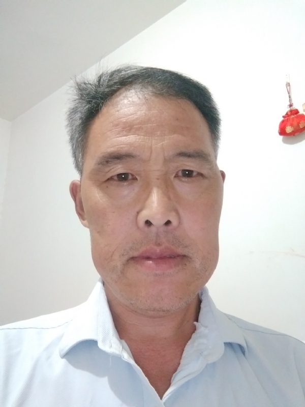 邹学辉的第三张照片--柳州相亲服务中心
