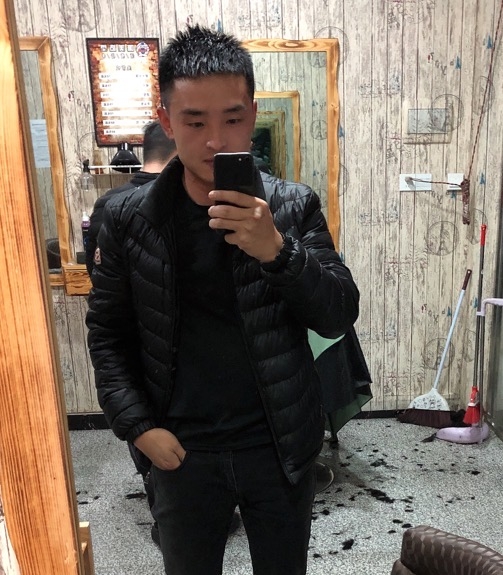 知足常乐的第一张照片--柳州相亲服务中心