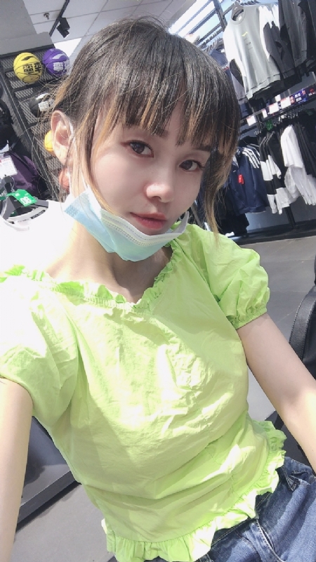 婀娜袅袅的第一张照片--柳州相亲服务中心