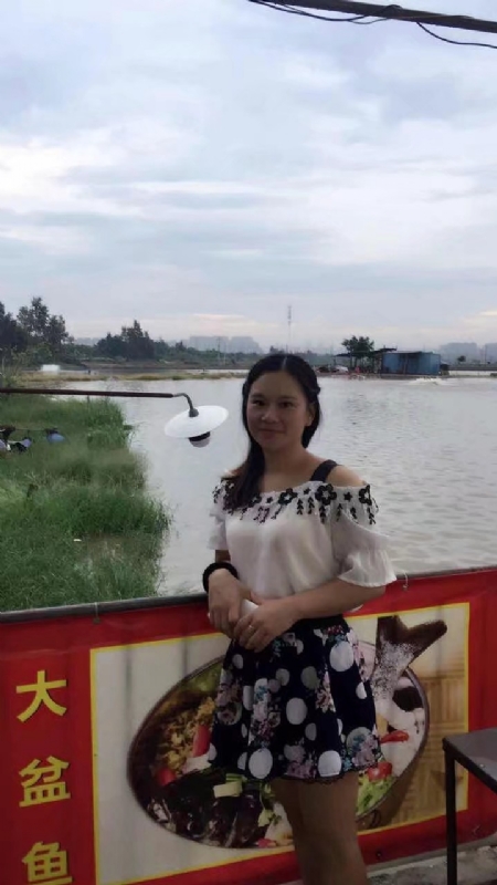 莹莹的第一张照片--柳州相亲服务中心