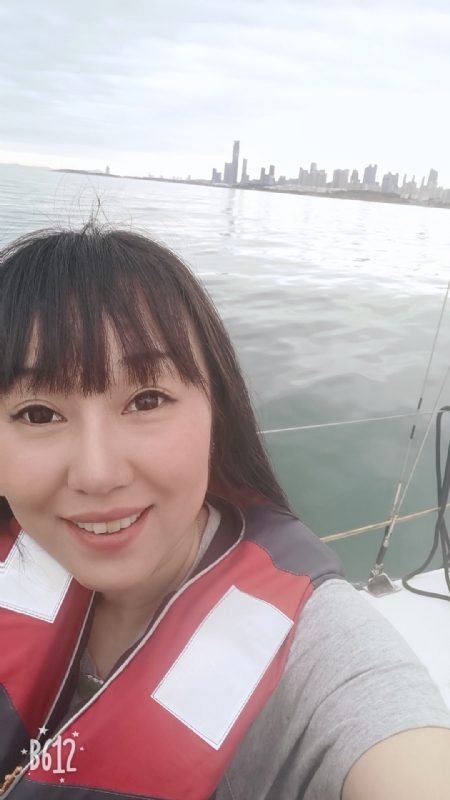 月的第二张照片--柳州相亲服务中心