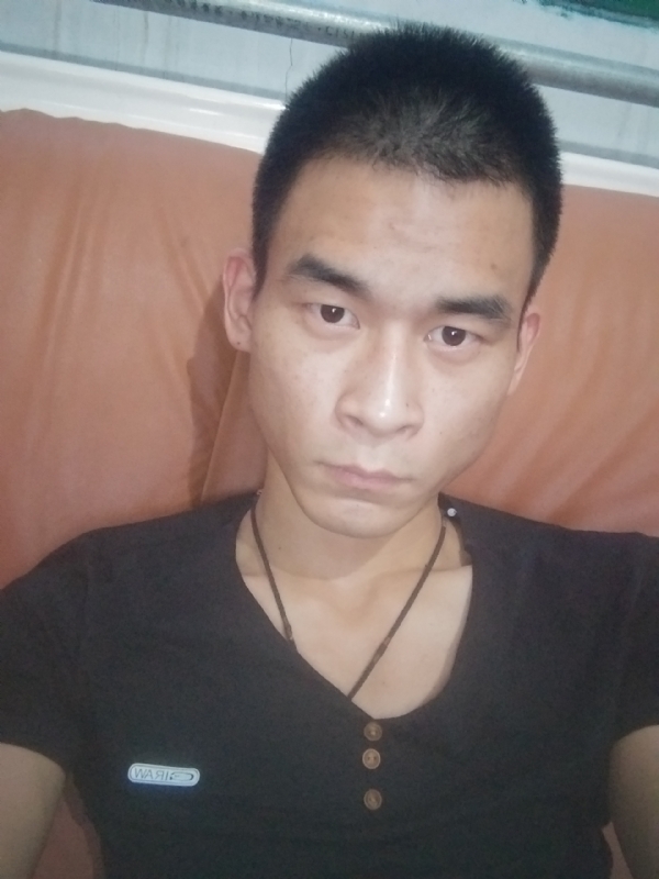 单身狗一枚的第一张照片--柳州相亲服务中心
