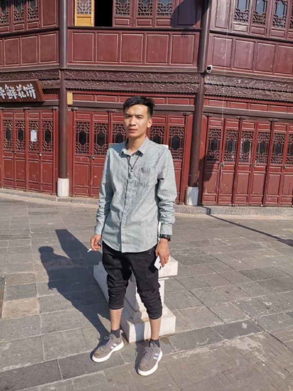 刘方的第一张照片--柳州相亲服务中心