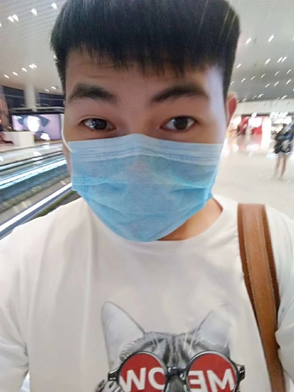 咔咔一顿的第一张照片--柳州相亲服务中心