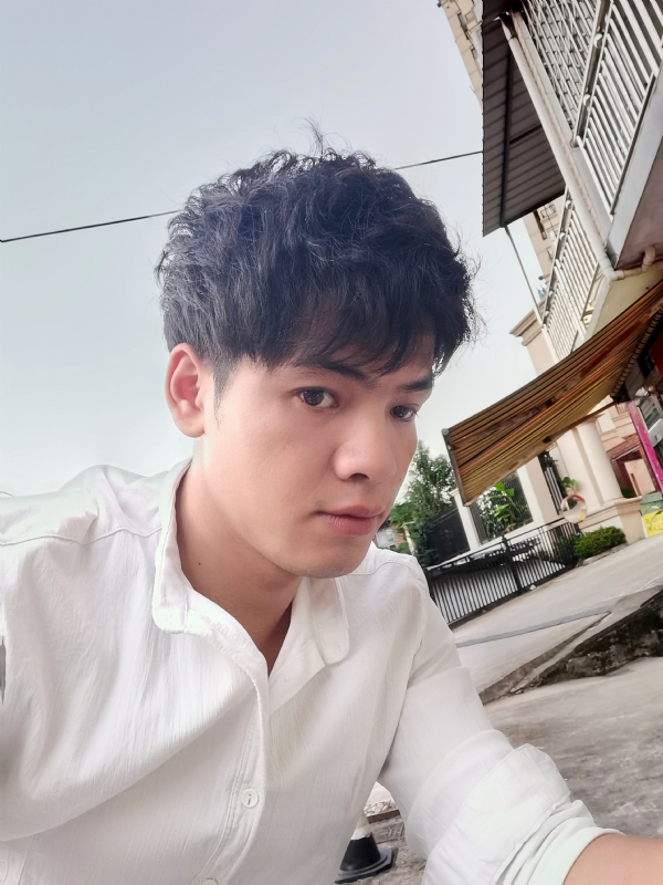 幕后老板的第一张照片--柳州相亲服务中心