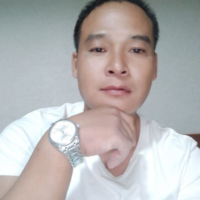 一点红的第一张照片--柳州相亲服务中心