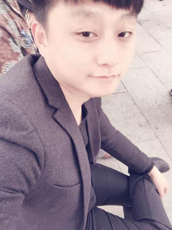 我姓徐缺难解你心绪的第一张照片--柳州相亲服务中心