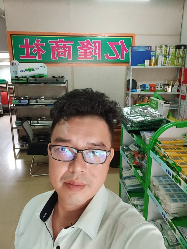 亿隆的第三张照片--柳州相亲服务中心