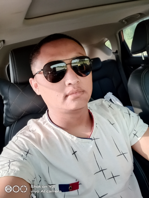 寻缘的第一张照片--柳州相亲服务中心