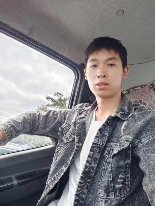 康康的第一张照片--柳州相亲服务中心