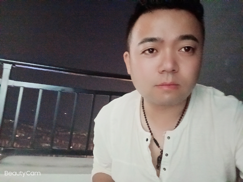 可么嗯哼的第一张照片--柳州相亲服务中心