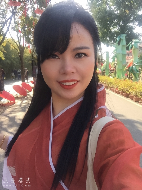 妮妮的第一张照片--柳州相亲服务中心