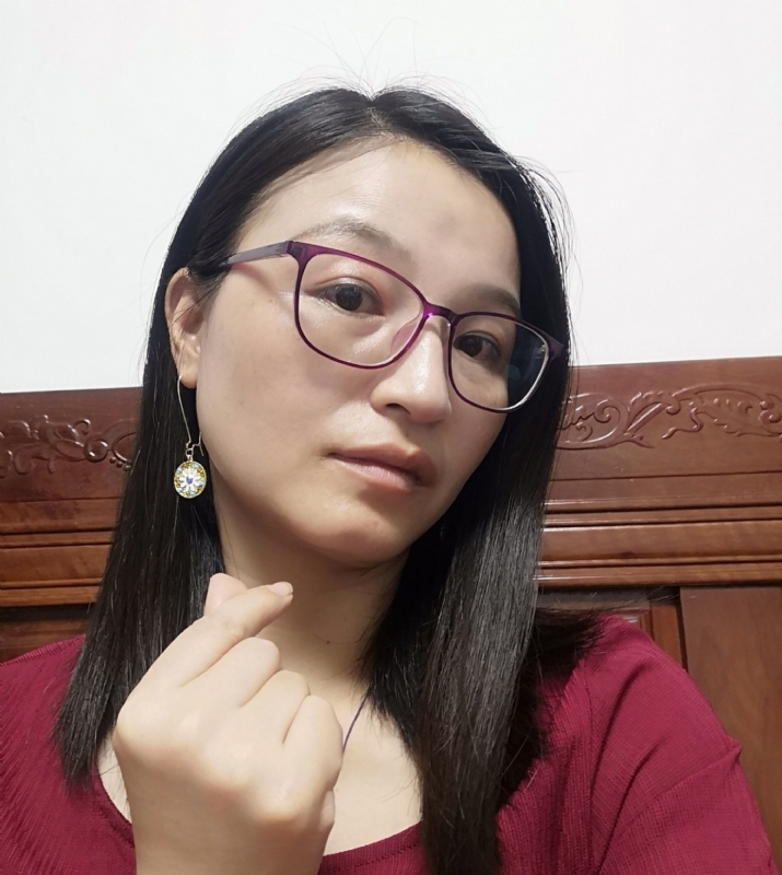 妹叮的第一张照片--柳州相亲服务中心