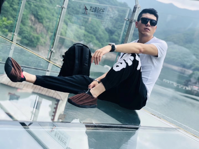 庄周梦蝶的第一张照片--柳州相亲服务中心