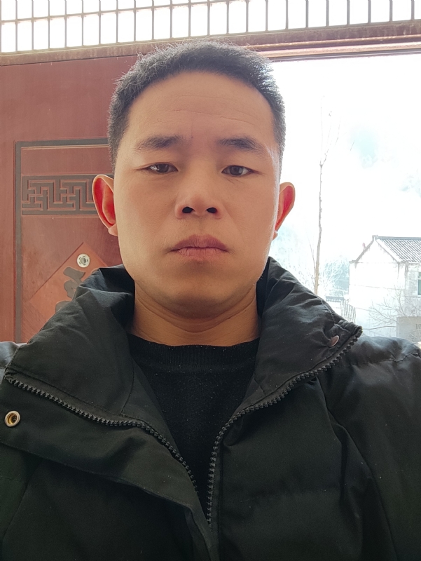 勇敢的成长的第一张照片--柳州相亲服务中心