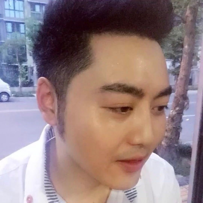 加油吧少年的第二张照片--柳州相亲服务中心