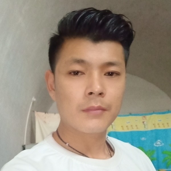 啊锋的第一张照片--柳州相亲服务中心