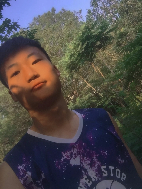 夏日的第一张照片--柳州相亲服务中心