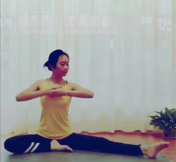 静静子的第一张照片--柳州相亲服务中心