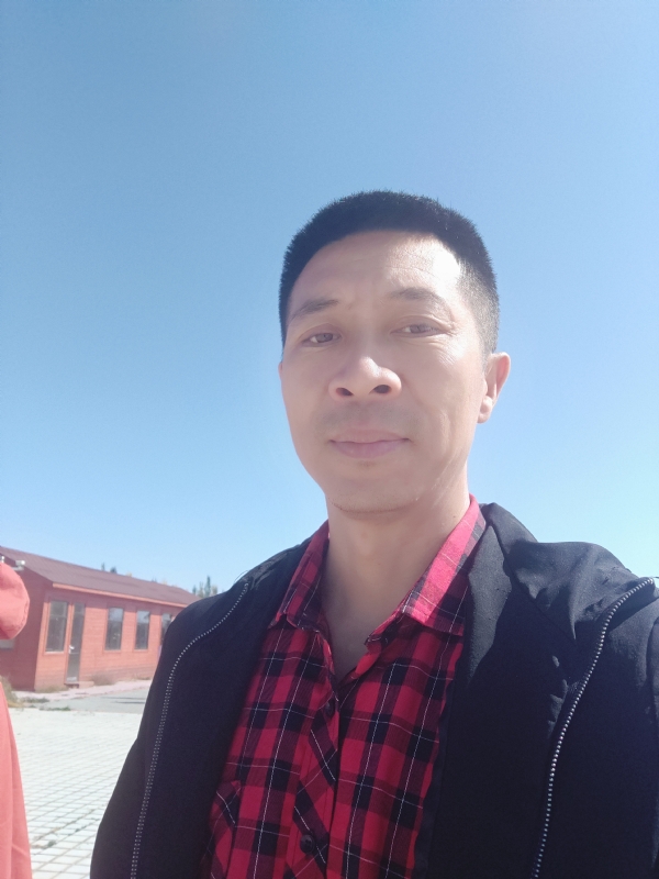 风滚草的坚持的第一张照片--柳州相亲服务中心