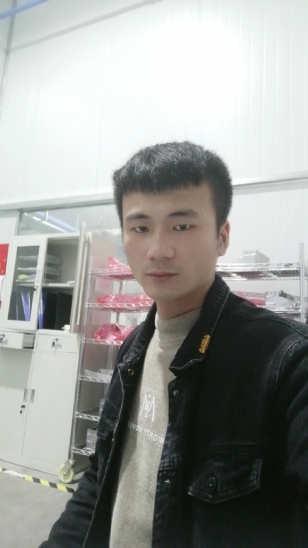淡淡爱的第一张照片--柳州相亲服务中心