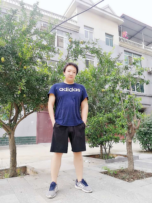 小宇的第一张照片--柳州相亲服务中心