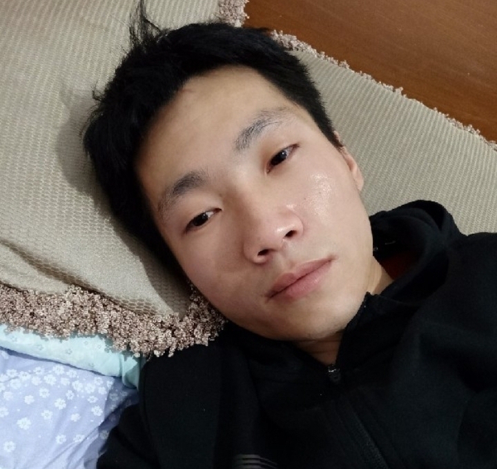 老鼠爱上猫的第一张照片--柳州相亲服务中心