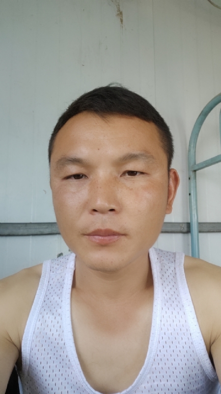 善良的人的第一张照片--柳州相亲服务中心