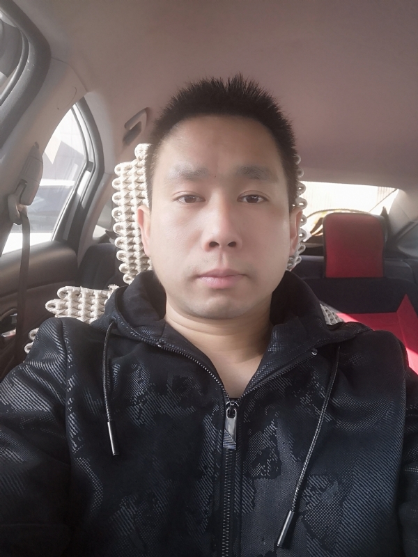 孤独的狼的第二张照片--柳州相亲服务中心