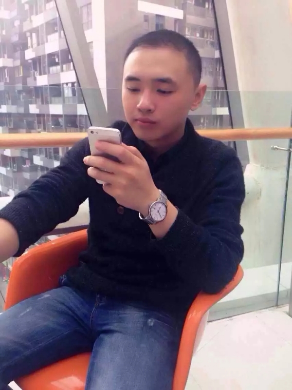 一个人的第一张照片--柳州相亲服务中心