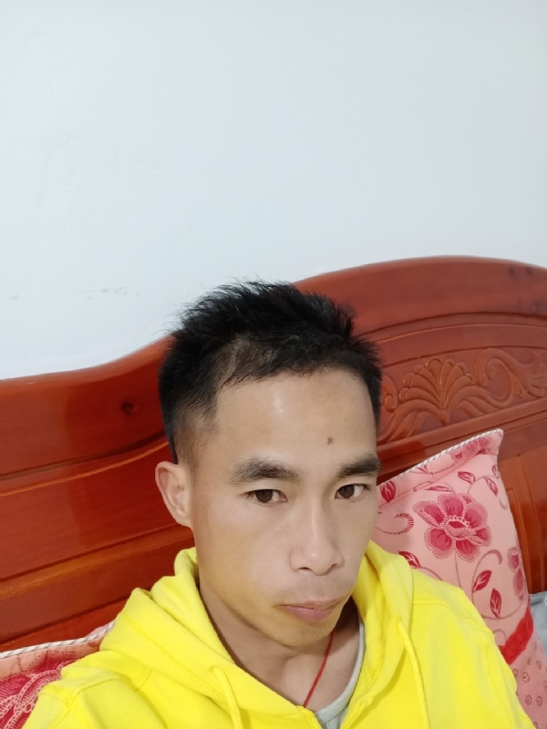 小biu崽的第一张照片--柳州相亲服务中心