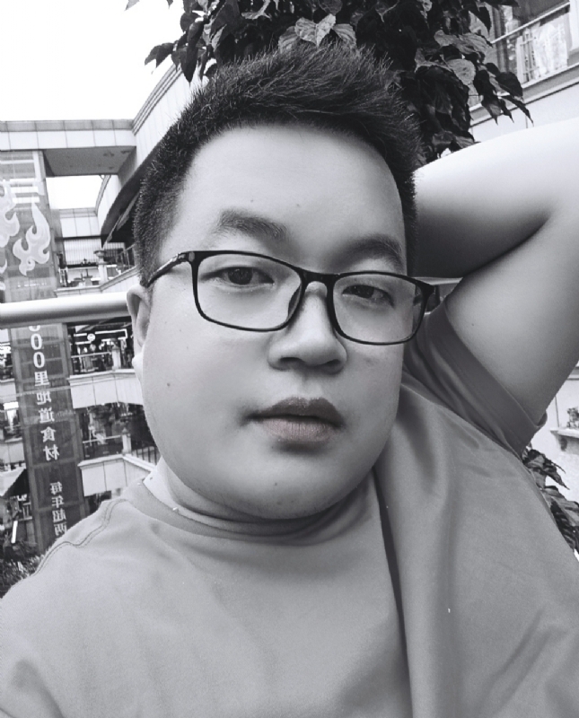 2公子的第三张照片--柳州相亲服务中心