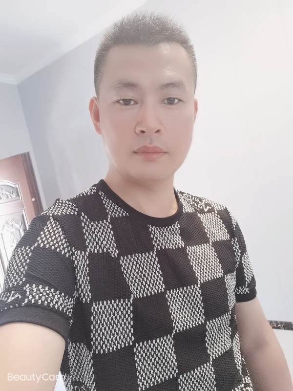 快乐无罪的第一张照片--柳州相亲服务中心