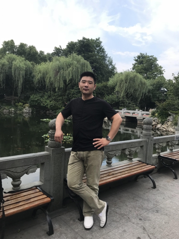 未来可期的第一张照片--柳州相亲服务中心