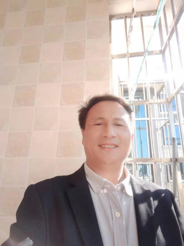 平平安安的第二张照片--柳州相亲服务中心