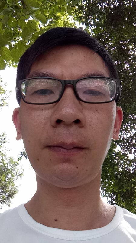 奋斗的第一张照片--柳州相亲服务中心