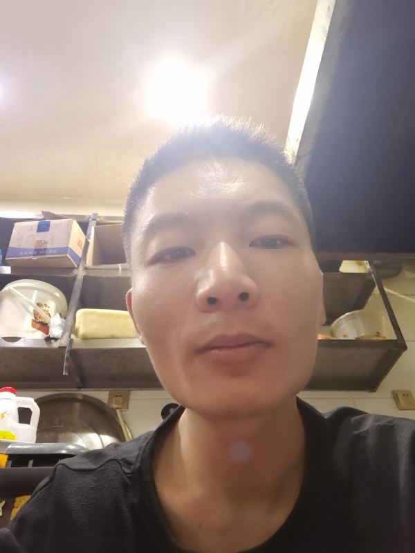 邹先生的第二张照片--柳州相亲服务中心
