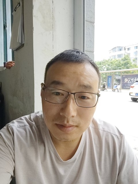 转身的距离的第一张照片--柳州相亲服务中心